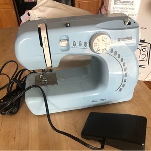 Kenmore Mini Ultra Sewing Machine